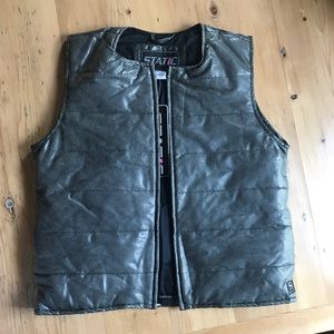 Ladies Rugged gray poly snake skin quilted vest Static Medium